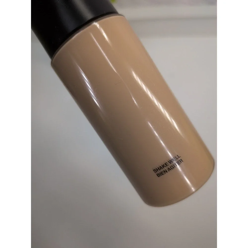 SHADE 7 LIGHT NEUTRAL🥰NEW Smashbox Dual Filter 2 in 1 Concealer Foundation .8oz